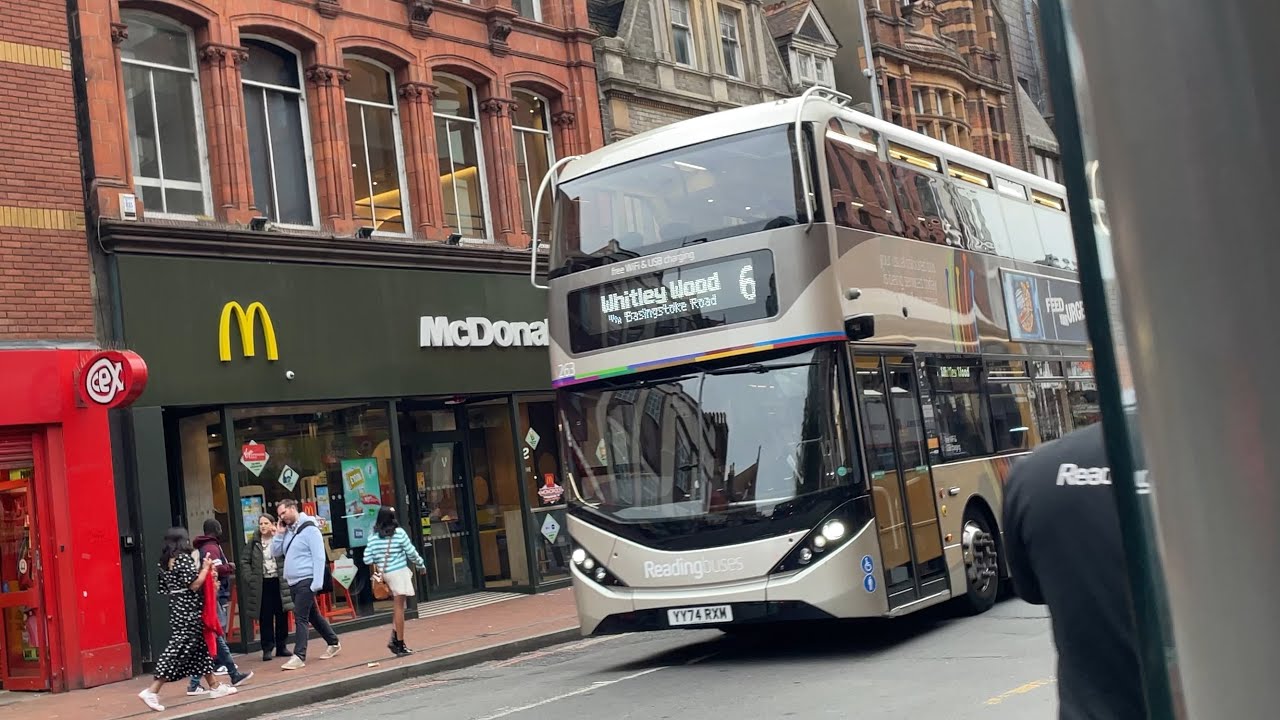 Reading Buses Enviro400City 263 (YY74 RXM) On Route 6 To Whitley Wood