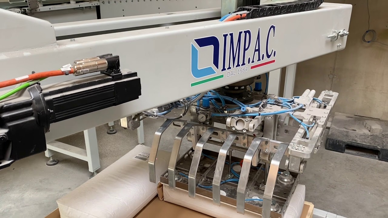 vollautomatische Palettierung von Mehlsäcken