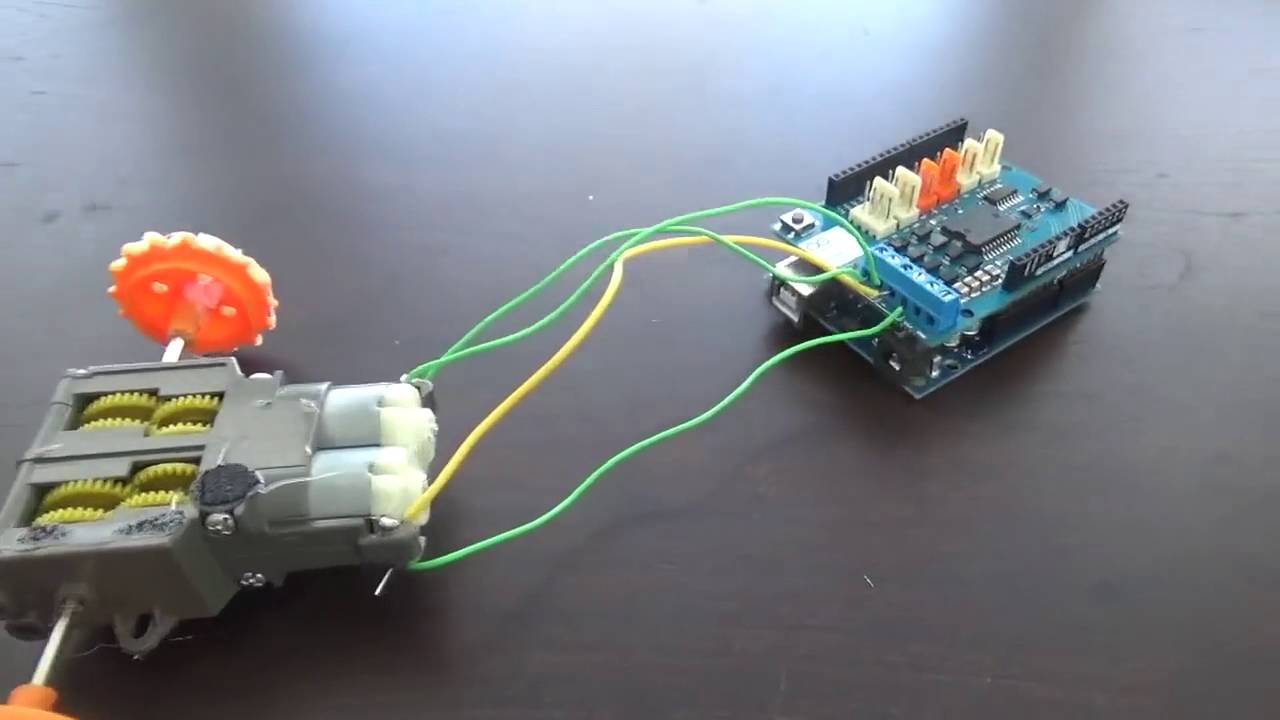 How to make an easy and cheap arduino robot! - YouTube