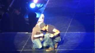 Enrique Iglesias "Stand By Me" Ben E. King Cover Live in San Jose chords