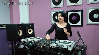 TUNE I N UP WITH DJ FEODORA