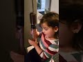 اهم شي سشوار شعر ههههههه مشاكسه هوناز أطفال صغار 