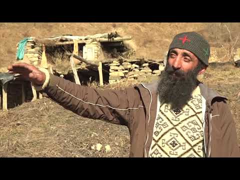 შსს-ს მესაზღვრეები სოფელ ბლოს ერთადერთ მკვიდრს სახლს უშენებენ