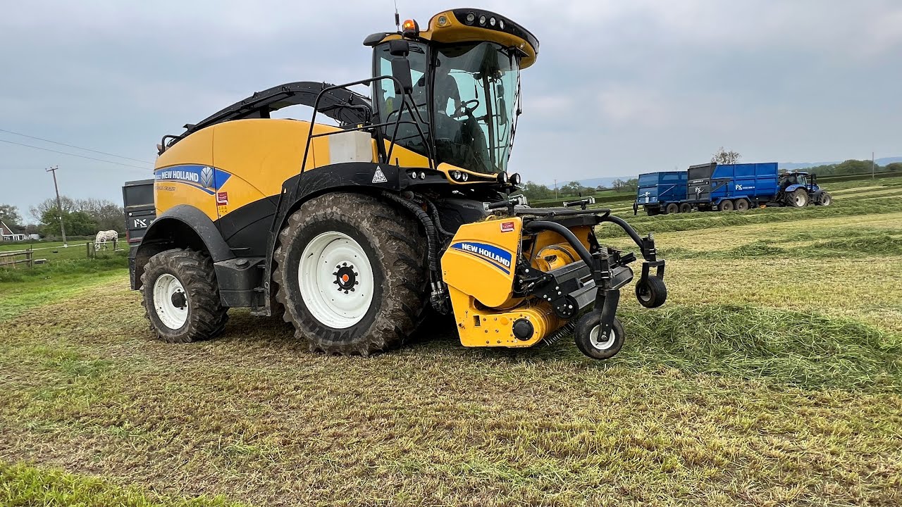 Silage 2023-Pither Agriculture-New Holland FR650 Forage Cruise (Gloucestershire)