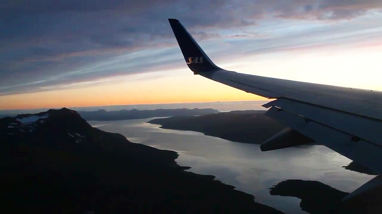 SAS Scandinavian Airlines SK4434 737-800 Oslo-Tromsø-Alta Safety, Takeoff & Landing