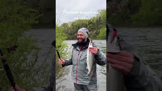 Вот это рыбак😊#рыбалка #fishing #сахалин #туризм