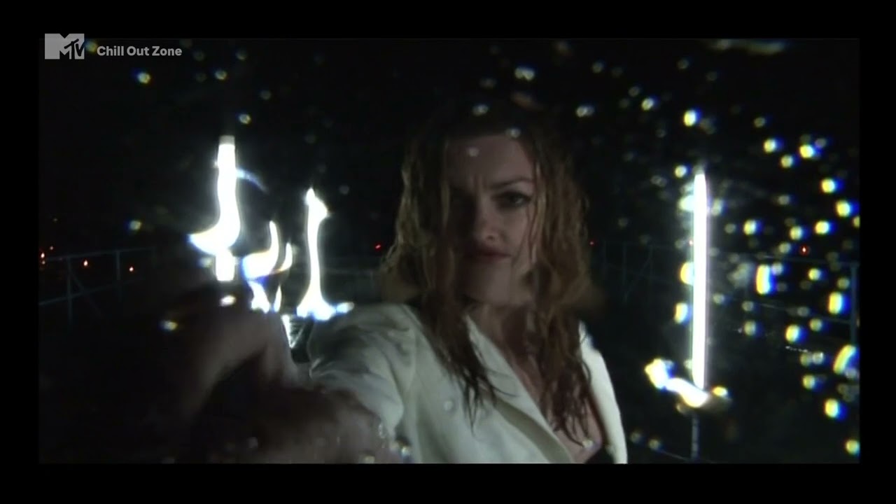 Infantjoy feat  Sarah Nixey – Ghosts with Populous