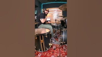 Thumbnail of TOTO - HOLD THE LINE COVER
