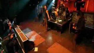 Papa. Roach. Live. And. Murderous. In. Chicago. M-80 (EXPLOSIVE ENERGY MOVEMENT)