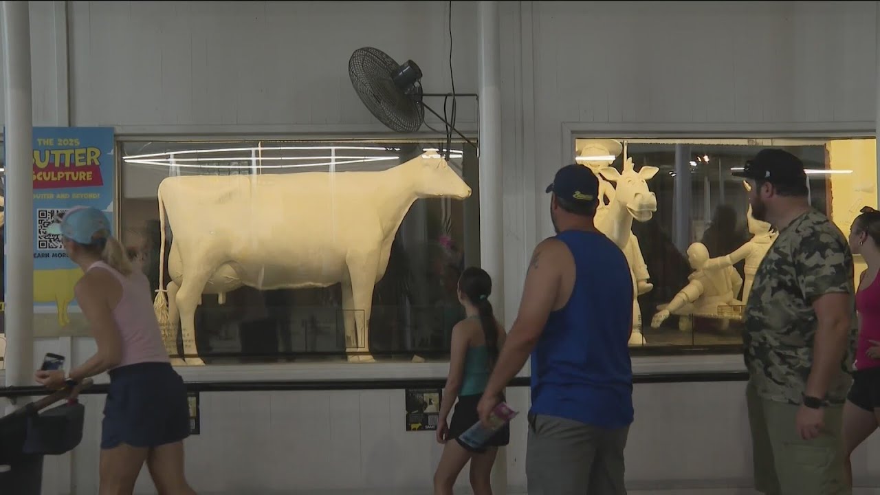 Iowa State Fair's Butter Cow on the moo-ve, to be displayed at the Smithsonian American Art Museum