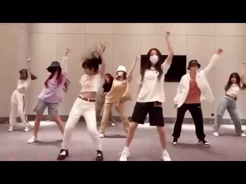火箭少女101解散後的首次合體，孟美岐、楊超越、賴美雲、張紫寧、sunnee楊蕓晴跳《無價之姐》