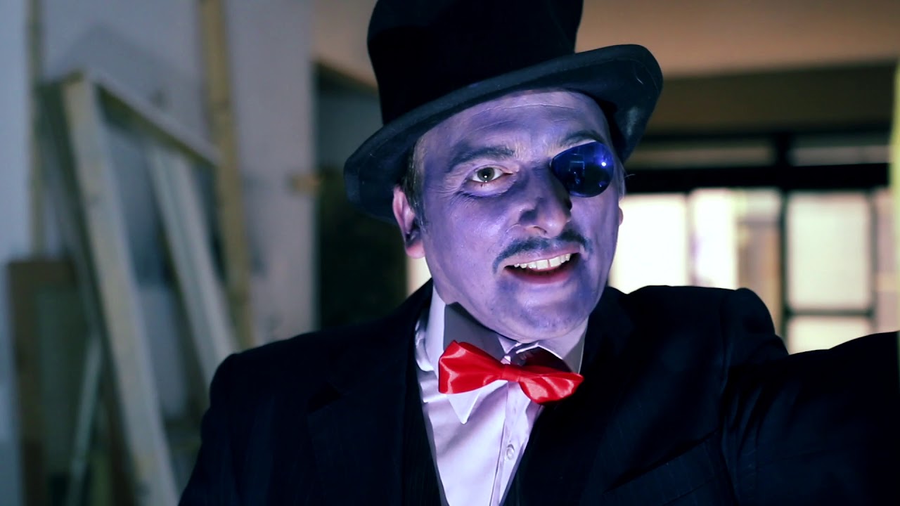 Uomo Tigre vs Mr X YouTube