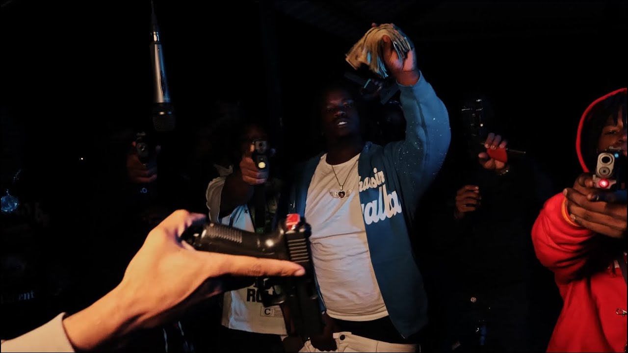 Roddytreyy- Get in some action / Emotions (Official live performance)