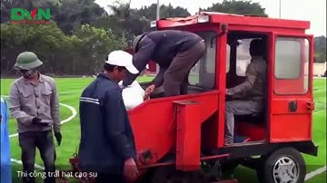 Thế giới cỏ nhân tạo DVN - Thi Công Dải cát và hạt cao su Sân Cỏ Nhân Tạo.