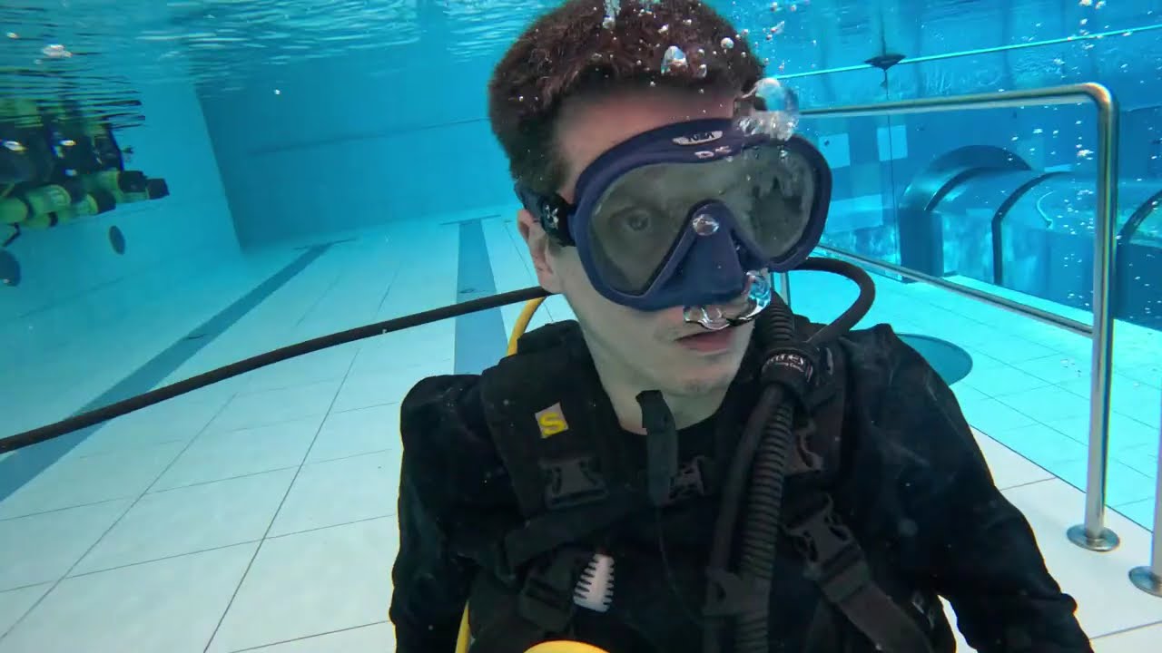 kurs nurkowania OWD w SDI pracujemy poprawiamy błędy zajęcia basenowe