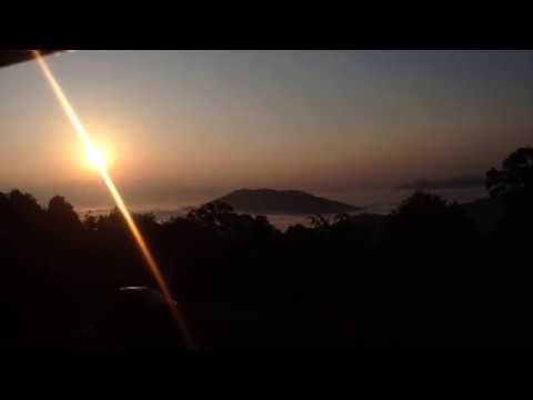 Time Lapse: Sunrise over Mountains