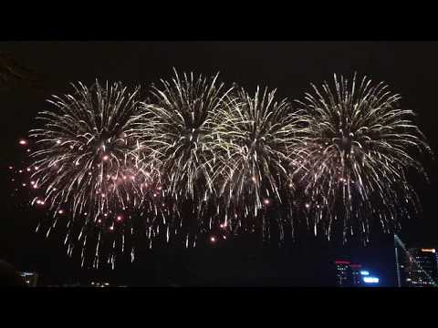 ✅ 🎆 🎇