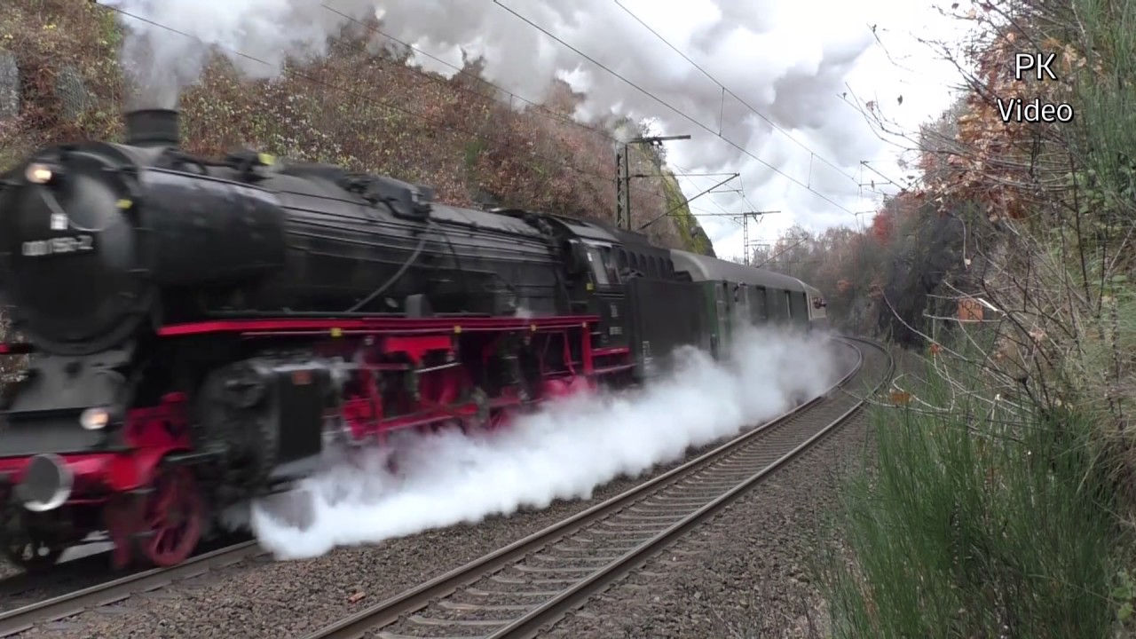 Dampfsonderzug nach Marburg mit 001 150-2 und 110 383-7