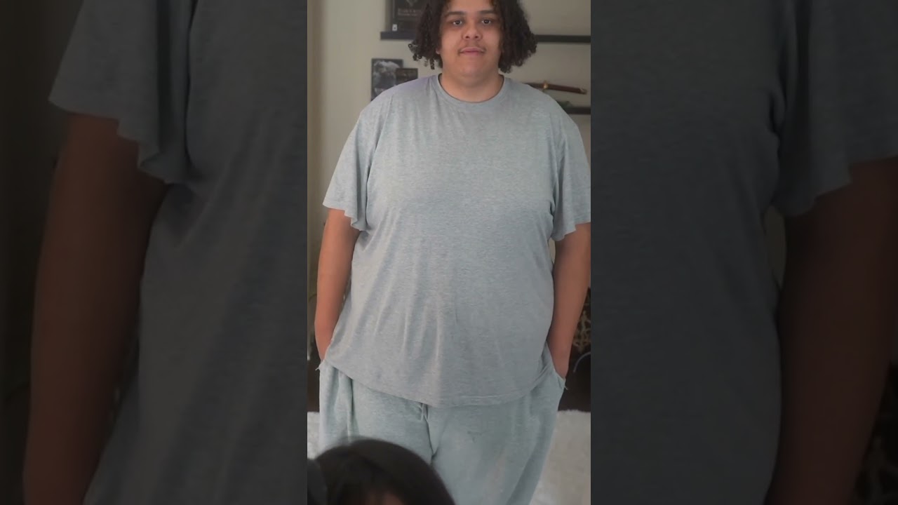 Zoil is a giant - especially next to Cinna  