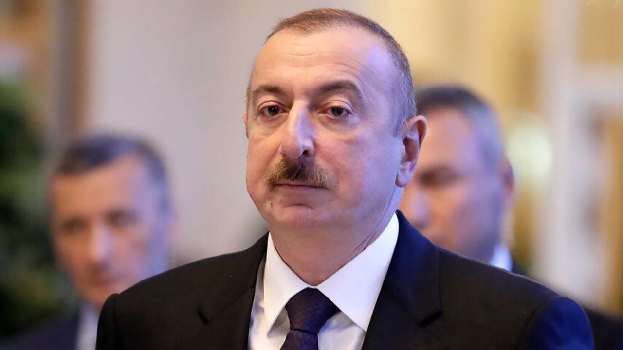 Ильхам Алиев одержал победу: ЦИК Азербайджана утвердил протокол по итогам выборов президента