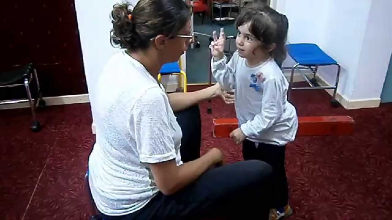 Yenidoğanlarda Serebral Palsi: Belirtileri ve Nedenleri Yenidoğanlarda Serebral Palsi: Belirtileri ve Nedenleri