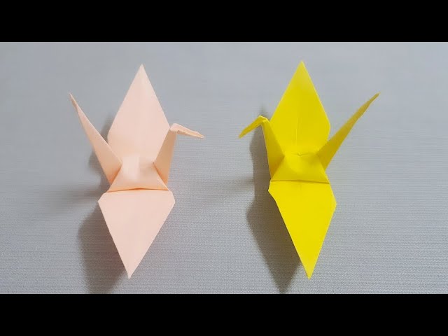 Hướng dẫn gấp hạc giấy đơn giản / How to make a paper crane class=