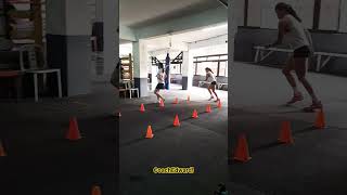 Warm up #warmup #obstacles #conesdrills #hiitworkout #cardiology #elordegilmore #ytshorts #yt