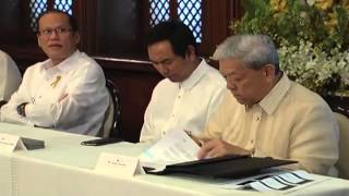 Ceremonial Contract Signing of PHIVIDEC Industrial Authority and FDC 4/17/2013