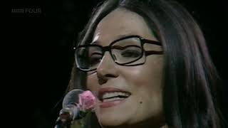 Nana Mouskouri - The White Rose Of Athens (Live At The Royal Albert Hall 1974)