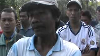 RATUSAN WARGA BLOKIR JALAN AKSES PT. BIO NUSANTARA