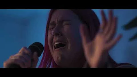 Jesse Mac Cormack - Blue World (Live Performance)