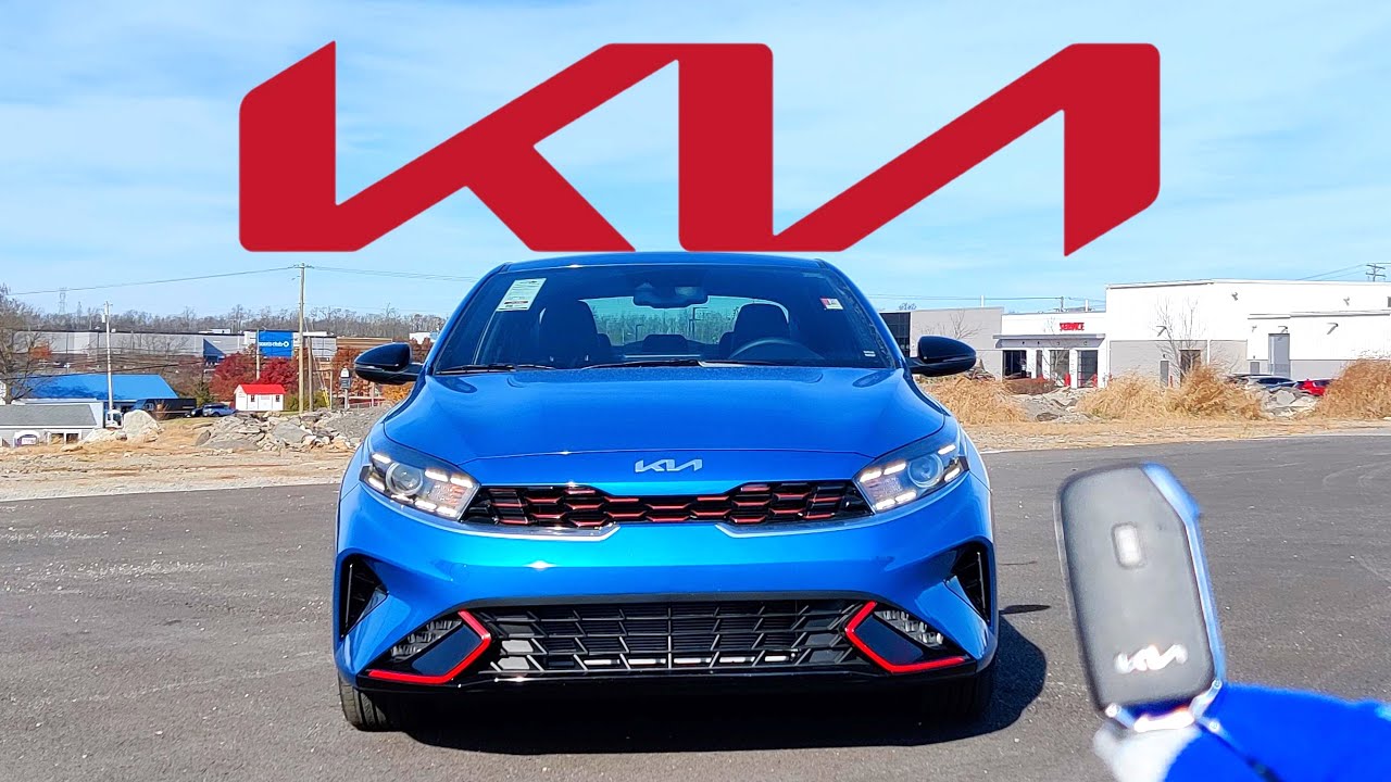 2022 Kia Forte // Is this Refreshed Kia BETTER than a Civic?? (under