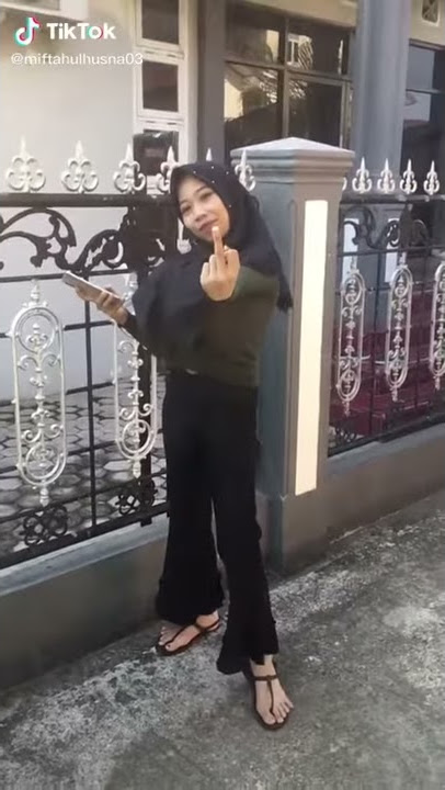 Hijab sangek benar