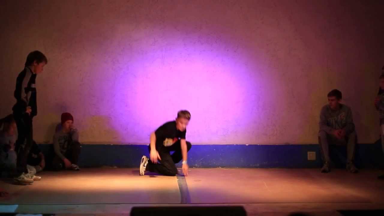 United Battle 2013 - Break-Dance Solo, Beginners