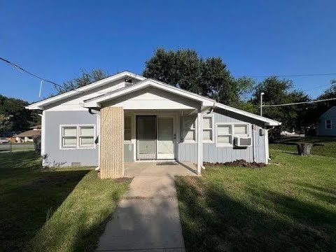 123 S King St, Maize, KS home video tour