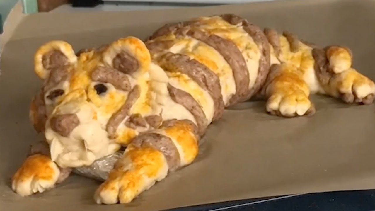ANIMALS MADE FROM BREAD?! Talented Baker Shows Off Amazing Creations -  YouTube