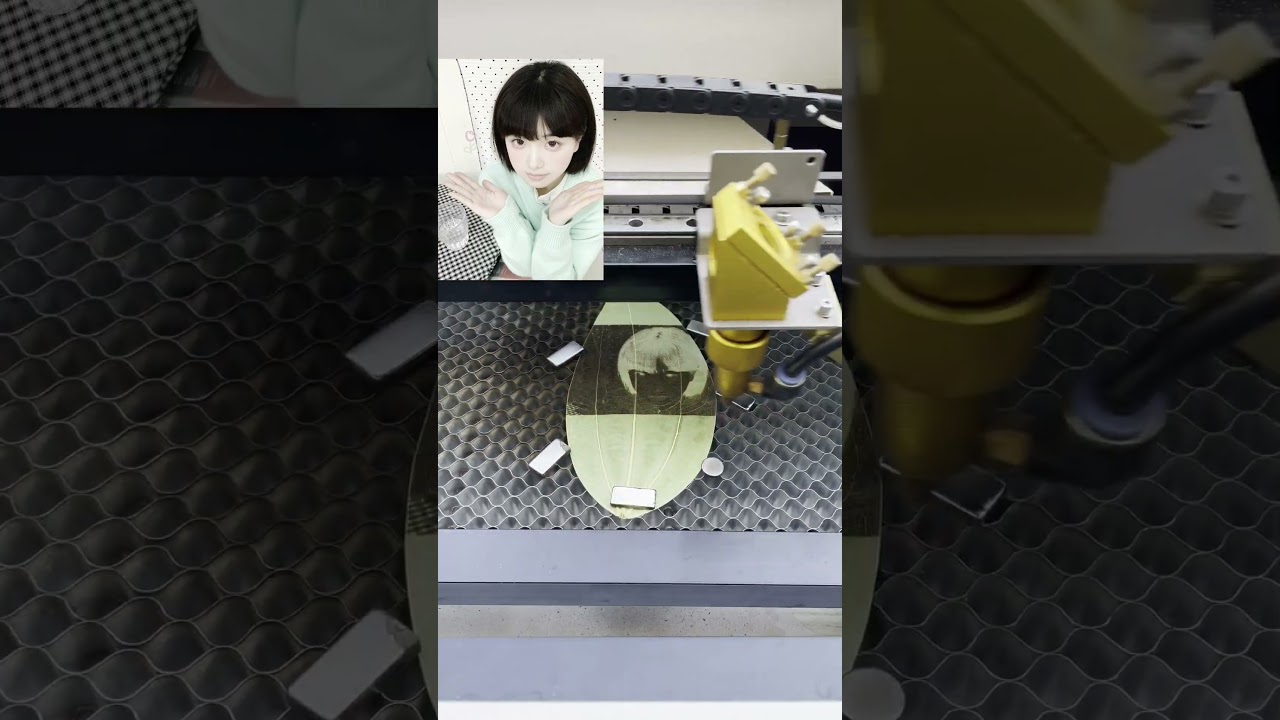 Leaf Carving Photo Design: Creative & Beautiful Nature Art for Inspiration 