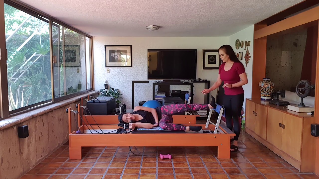 CLASE DE REFORMER No. 4 GLUTEO, ABDOMEN Y PECHO