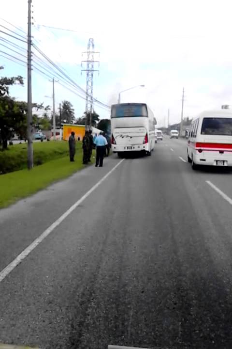 PTSC. Bus in distress on the on the bus-route