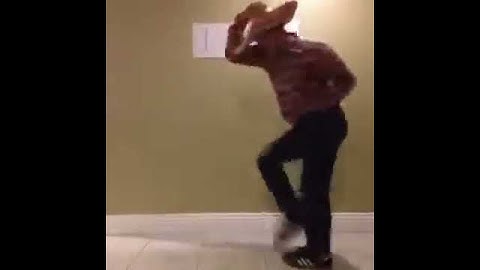 David Lopez Vine Thank you all!! Seriously!! How to celebrate over 000 followers #loop #favthings