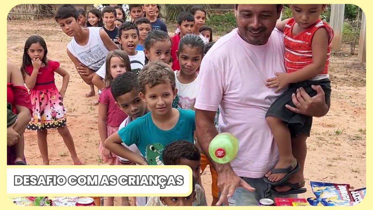 DESAFIO COM AS CRIANÇAS: Acerte a garrafa e leve prêmios como recompensa!