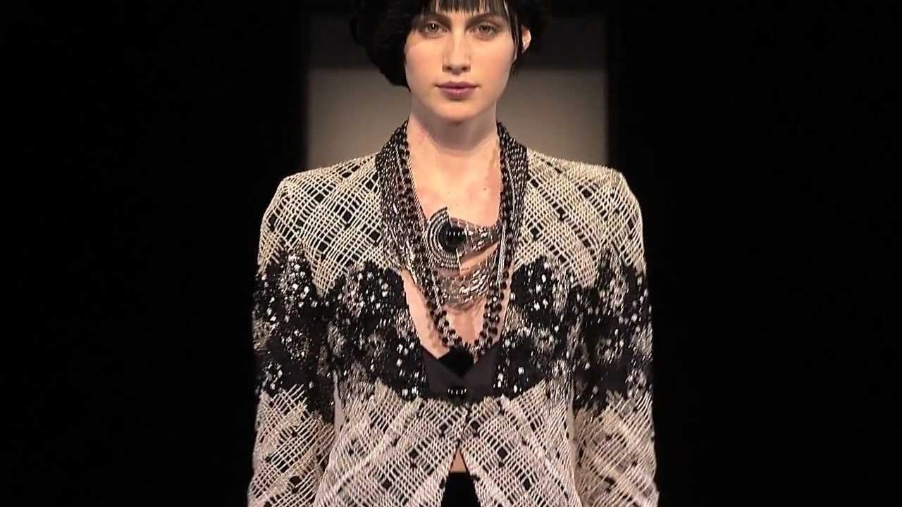 Giorgio Armani - 2013 Fall/Winter Womenswear Fashion Show