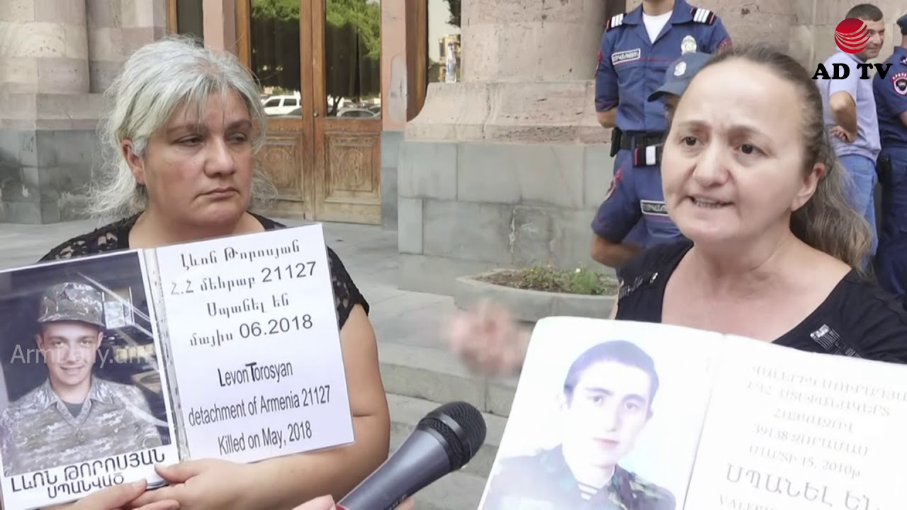 newspaper mockup Եթե այսօր Փաշինյանը ուրախանում է Աշոտիկով, ես էլ ուզում էի ուրախանայի իմ Արթուրով