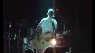 Smashing Pumpkins - Psalm 131 (2007)
5th July 2007
live at the Orange Peel, Asheville
residency
Debut and only live performance (so far?) of the song
Lord my hearts not vain
Nor my eyes changed by season
Lord, hear my voice
A servant in your choir, Ive no choice to be saved
Sing
Sing
Sing
For all you wonder
Sing
Sing
Sing
For all you squander
A mother to her child
Doesnt count the ways
A father to his child
Knows the score
The war, the stone, the child is gone
The flags, the schools, the rooms
The broken rules
You carry my name, you carry my coat
You carry my looks, you carry the map back home
To you
Its a lucky stroke, you be so cruel
A lucky stroke, it seems so cruel
Its a lucky stroke, to be so cruel
Lord, my hearts insane
I dont buy whats strange, but whats stranger
Cause Lord my wills estranged
From the grace you gladly offer to us
Sing
Sing
Sing
For all you suffer
Sing
Sing
Sing
For all you squander
A mother to her child
Doesnt count the ways
A father to his child
Just knows
The war, the stone, this child sings for you
The rods, the songs, this child sings for you
To get back home
To get back home
To get back home Smashing Pumpkins - Psalm 131 (2007)