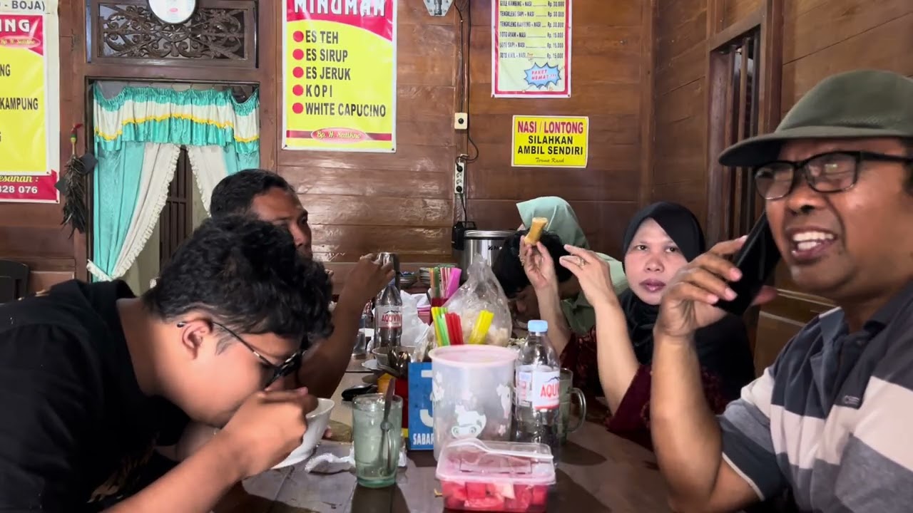 Makan pak tik sate viral kambing sapi