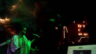 Freddie Gibbs w/ Grillade @ The Glasslands (Brooklyn NY)  - "Queen" (I luv u 2 death) pt. 3