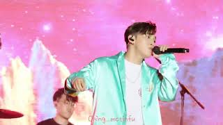 (4K) 20220611 ARTAVERSE活動 週末音樂表演 - MC張天賦 Boyfriend Material