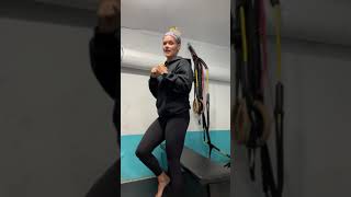 Single Leg Squat (hip shift)