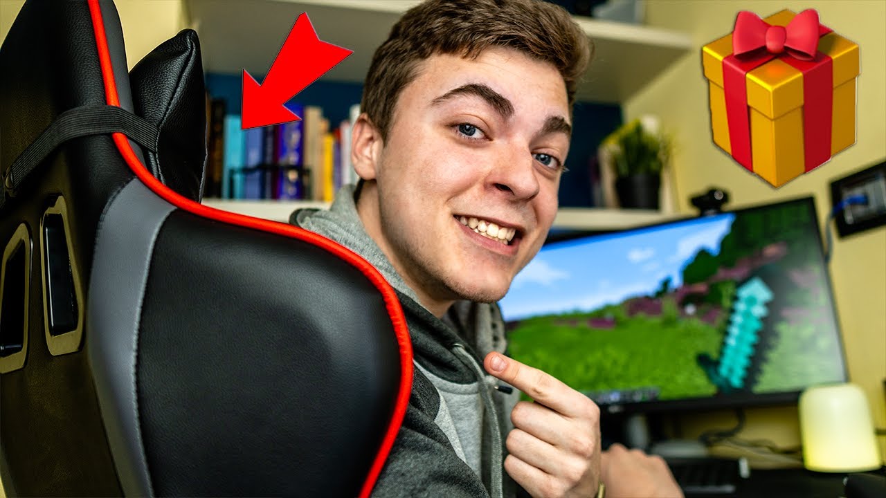 Monto una Sedia Da Gaming e la Regalo a mio Fratello! | Mfavour
