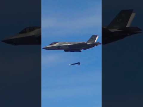 Vidéo: Projet de bombardier Convair NX2 CAMAL (USA)